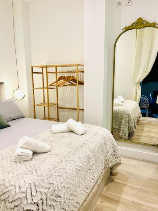 New Luxurious Studio With Patio/Center Διαμέρισμα Μάλαγα Εξωτερικό φωτογραφία